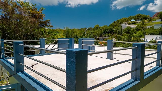 349 BRAVOS, Vieques, PR 00765