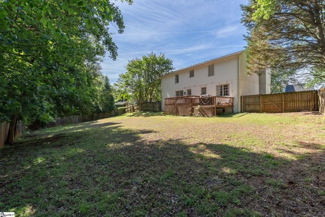 21 Cobblestone Road, Greenville, SC 29615