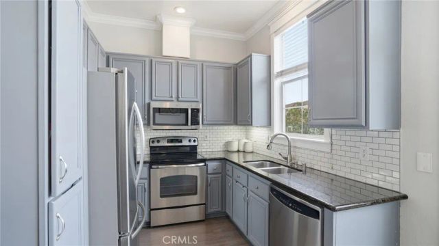 8142 E Naples Lane, Anaheim Hills, CA 92808