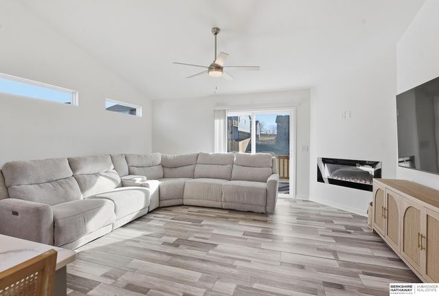 14707 S 18th Street, Bellevue, NE 68123