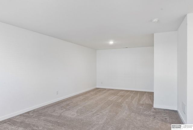 14707 S 18th Street, Bellevue, NE 68123