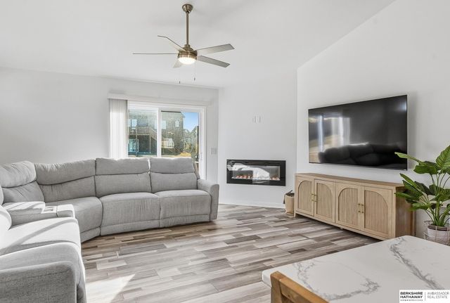 14707 S 18th Street, Bellevue, NE 68123