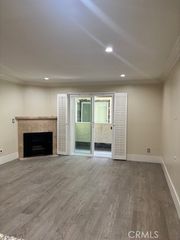 7035 Woodley 113, Van Nuys, CA 91406