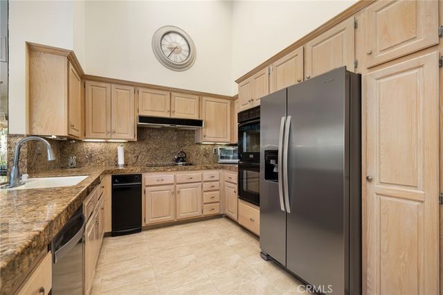 120 Old Ranch, Palm Desert, CA 92211