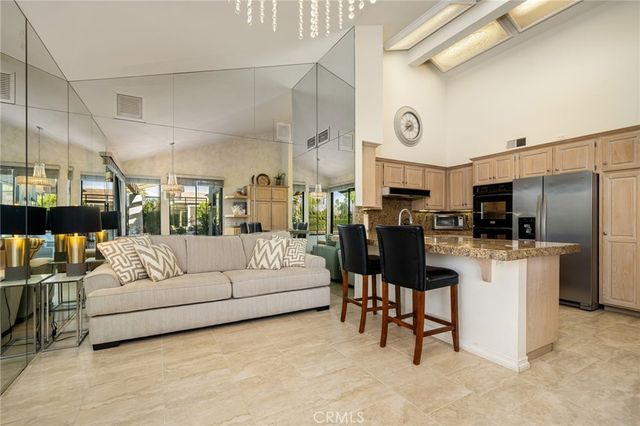 120 Old Ranch, Palm Desert, CA 92211
