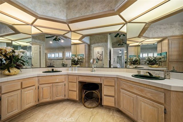 120 Old Ranch, Palm Desert, CA 92211