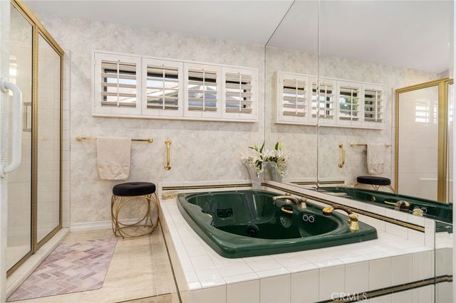 120 Old Ranch, Palm Desert, CA 92211