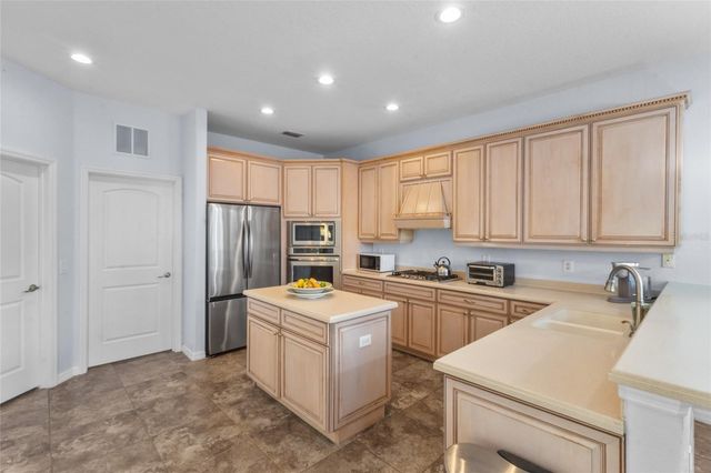 8844 STONE HARBOUR LOOP, Bradenton, FL 34212