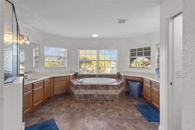 8844 STONE HARBOUR LOOP, Bradenton, FL 34212