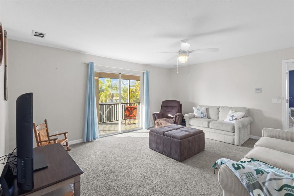 Image 38 of property listing at 8844 STONE HARBOUR LOOP, Bradenton, FL 34212