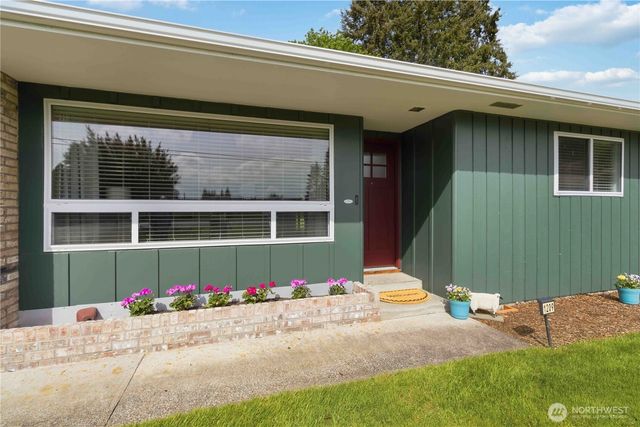 1209 Fieldcrest Avenue, Centralia, WA 98531