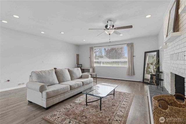 1209 Fieldcrest Avenue, Centralia, WA 98531