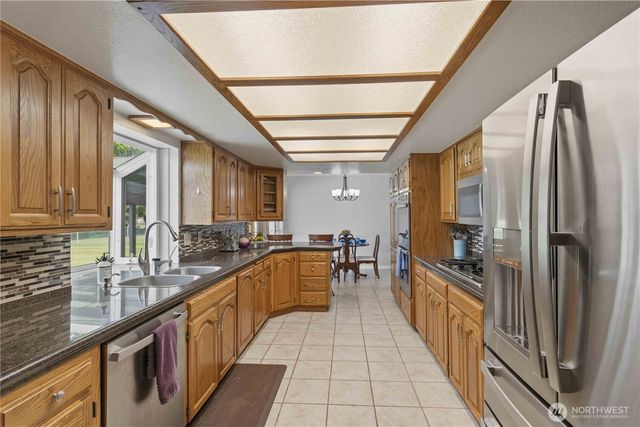 1209 Fieldcrest Avenue, Centralia, WA 98531