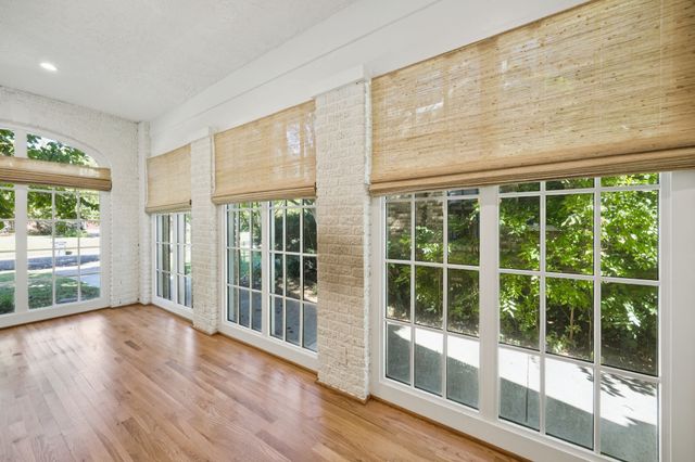 6006 Mercedes Avenue, Dallas, TX 75206