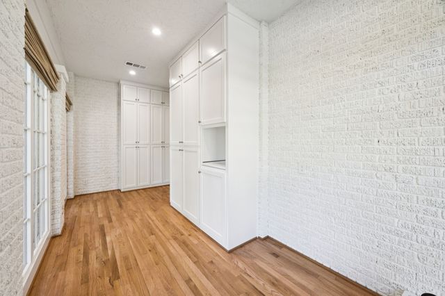 6006 Mercedes Avenue, Dallas, TX 75206