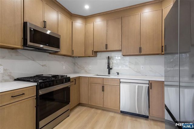 5 Milton Avenue A, Clifton, NJ 07013