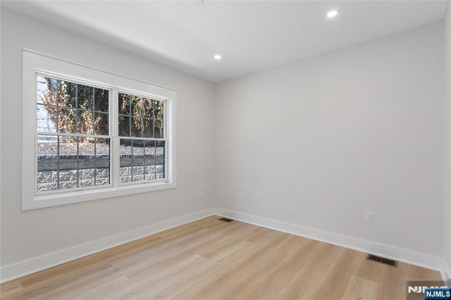 5 Milton Avenue A, Clifton, NJ 07013
