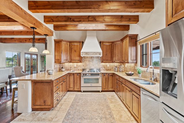 34 Camino de Vecinos, Santa Fe, NM 87507