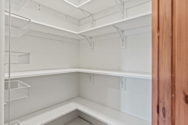 34 Camino de Vecinos, Santa Fe, NM 87507