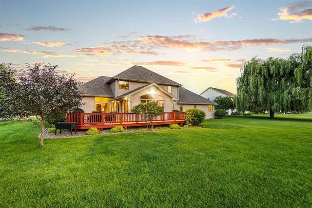 632 BROKEN COVEY COURT, De Pere, WI 54115