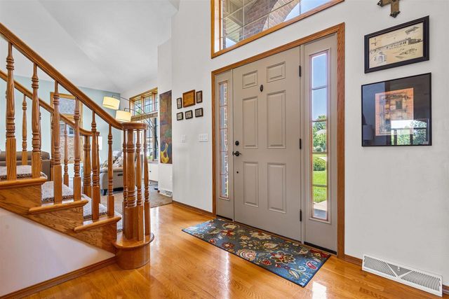 632 BROKEN COVEY COURT, De Pere, WI 54115