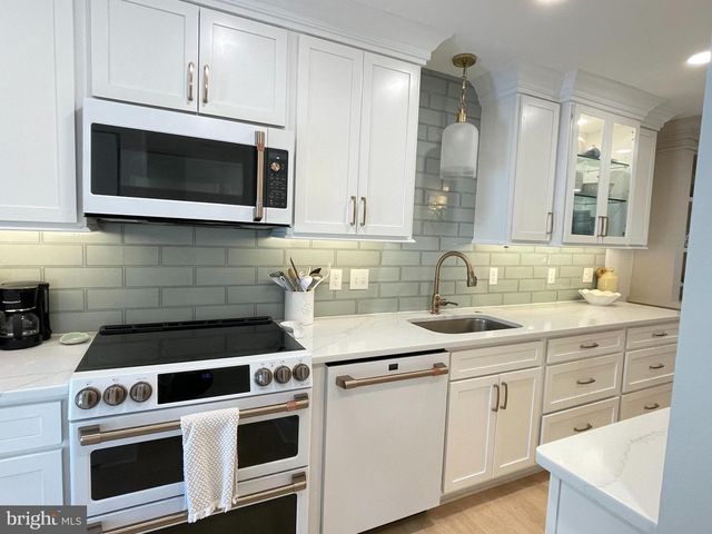 10A VIRGINIA AVE, Rehoboth Beach, DE 19971