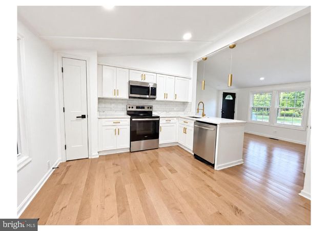 21508 FOREST RUN DR, Lexington Park, MD 20653