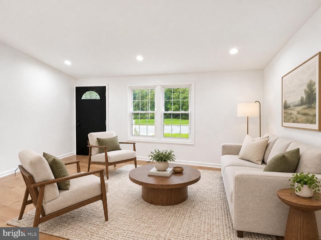 21508 FOREST RUN DR, Lexington Park, MD 20653
