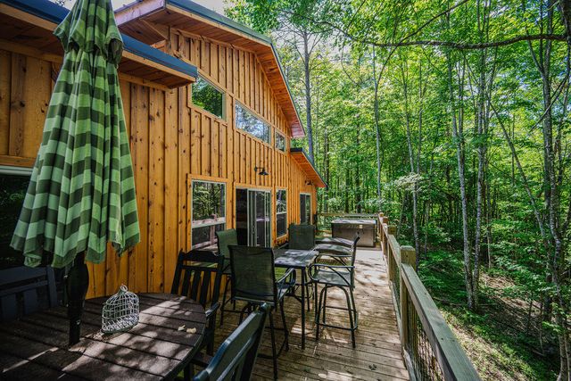 168 Eagle Ridge Road, Campton, KY 41301