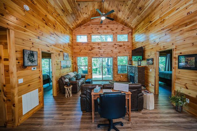 168 Eagle Ridge Road, Campton, KY 41301