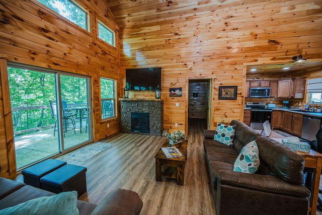 168 Eagle Ridge Road, Campton, KY 41301