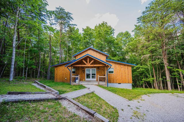168 Eagle Ridge Road, Campton, KY 41301