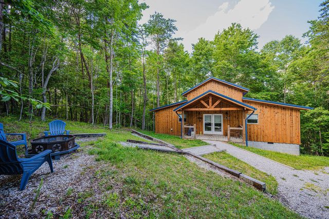 168 Eagle Ridge Road, Campton, KY 41301