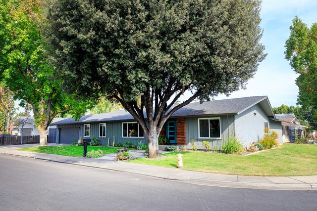 3012 Guinevere Ln, Modesto, CA 95350