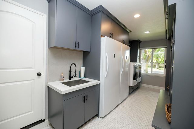 3012 Guinevere Ln, Modesto, CA 95350