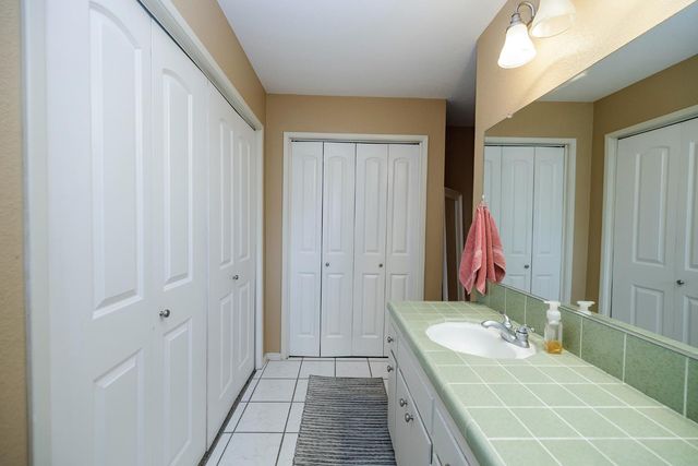 3012 Guinevere Ln, Modesto, CA 95350