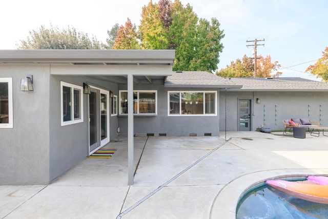 3012 Guinevere Ln, Modesto, CA 95350