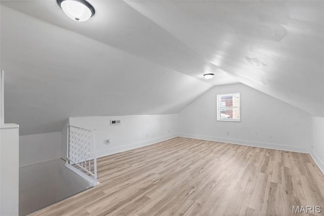 6033 Carlsbad Avenue, St Louis, MO 63116