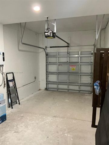 1384 NW 2nd Ter, Florida City, FL 33034