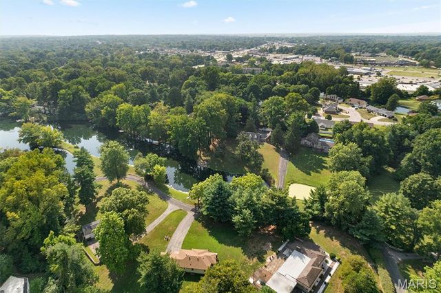 11 Pine Lake Drive, Collinsville, IL 62234