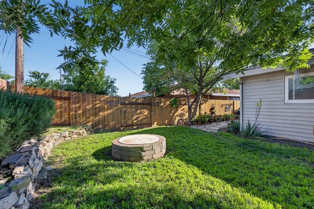 7129 Baranga Dr, Citrus Heights, CA 95621