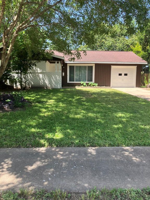 7414 Marinette Drive, Houston, TX 77074