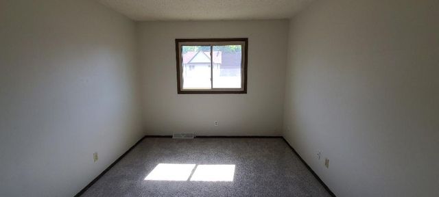 4715 11th Street 9, East Moline, IL 61244
