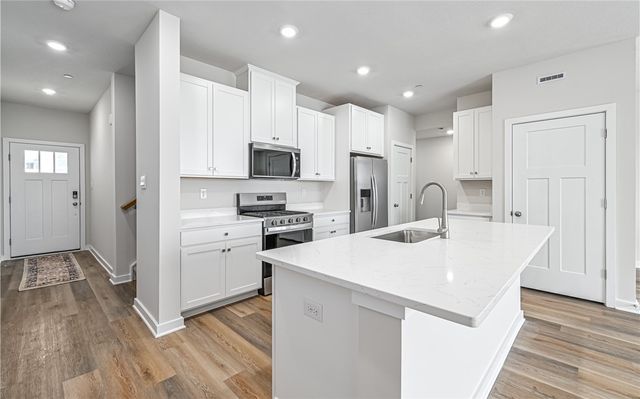 142 Scotland Lane, Harmony Boro, PA 16037