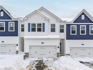 142 Scotland Lane, Harmony Boro, PA 16037