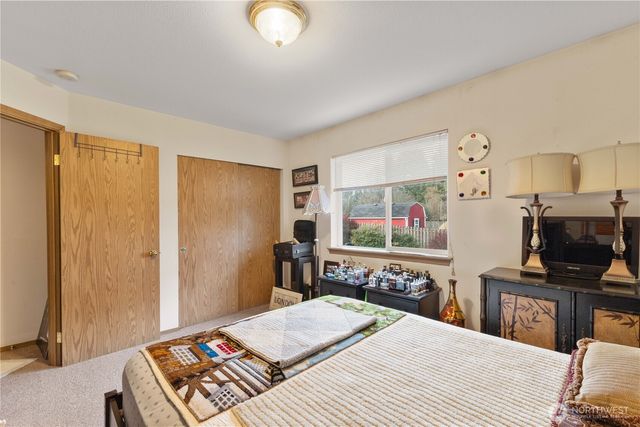 9923 74th Avenue E, Puyallup, WA 98373