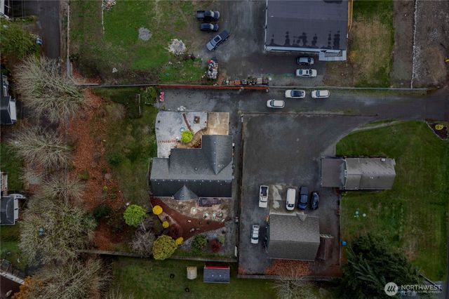 9923 74th Avenue E, Puyallup, WA 98373