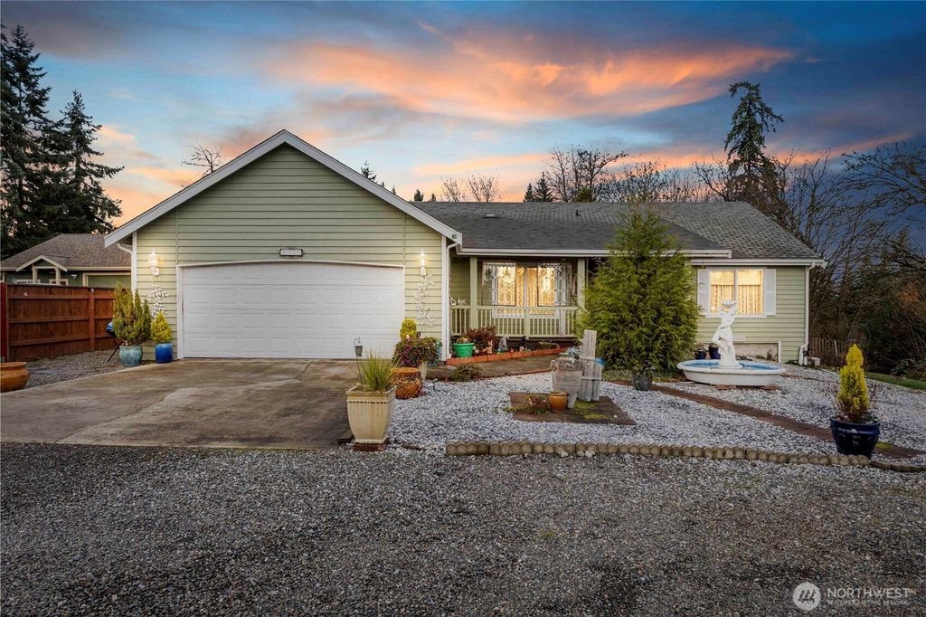 9923 74th Avenue E, Puyallup, WA 98373