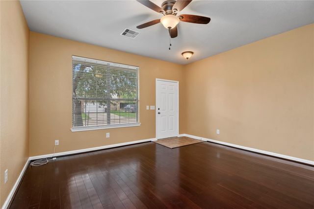 16415 Peyton Stone Circle, Houston, TX 77049