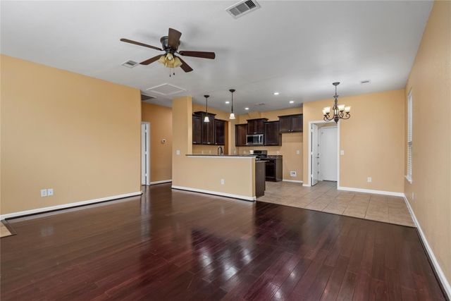 16415 Peyton Stone Circle, Houston, TX 77049